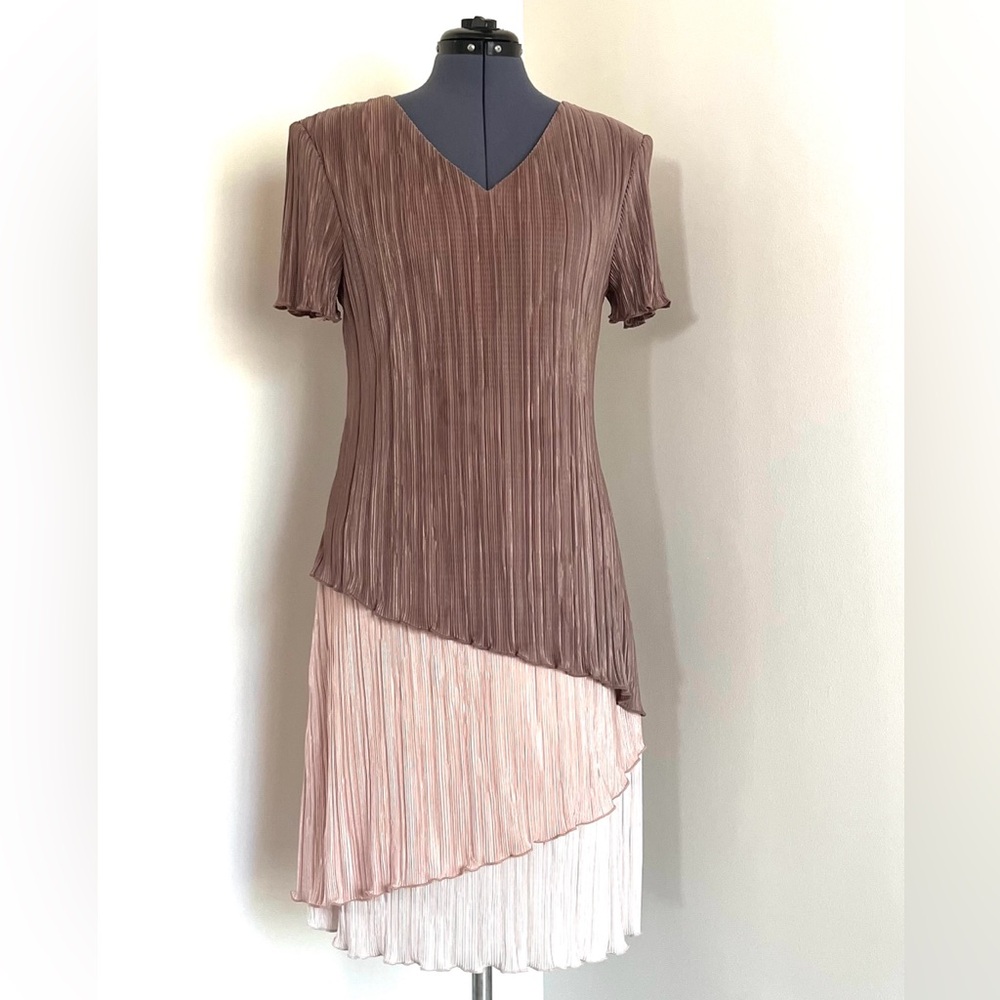 Vintage Brown and Pink Asymmetrical Tiered Sheath Dress V-Neck Accordion Pleats